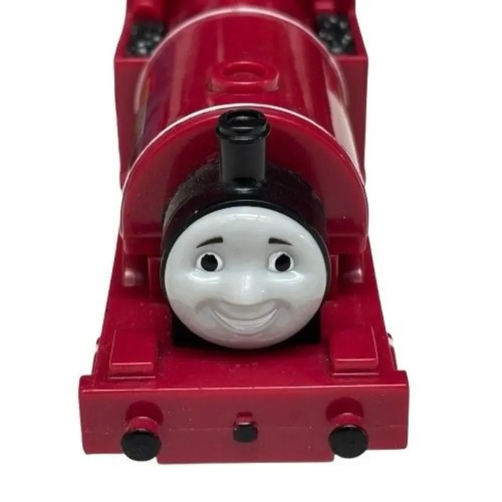 2006 Thomas & Friends Trackmaster Sodor Lumber Yard Motorized Engine Set